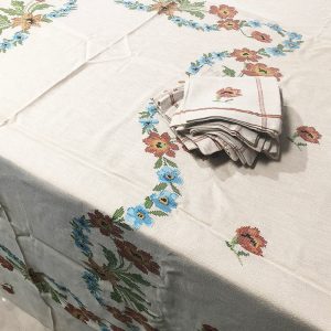 Table Cloth & Napkin Alex