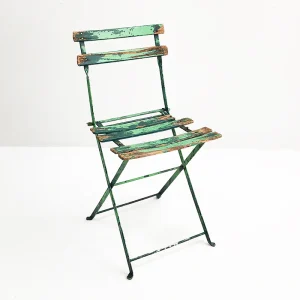 Chair Leni