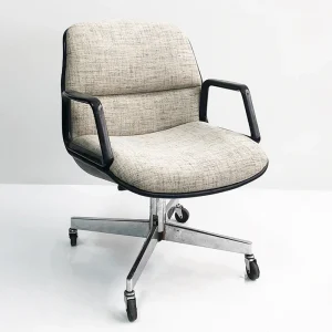 Mamet Chair